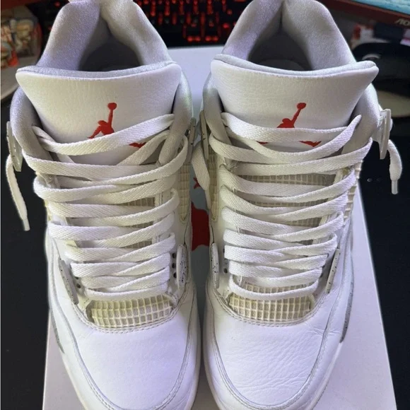 Air Jordan 4 Retro \WHITE OREO\ 2021
